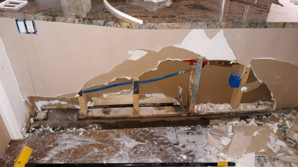 Best Commercial water damage restoration  in Sixteen Mile Stand, OH